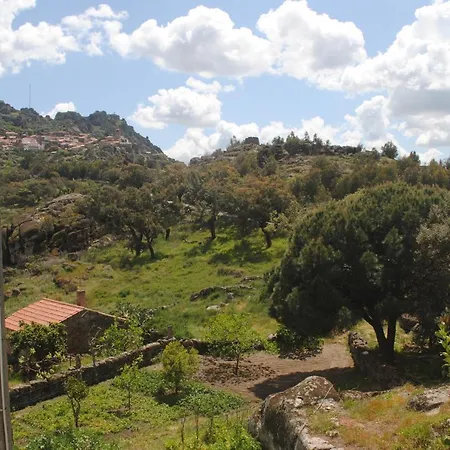 Moradia Familia Escoto Monsanto