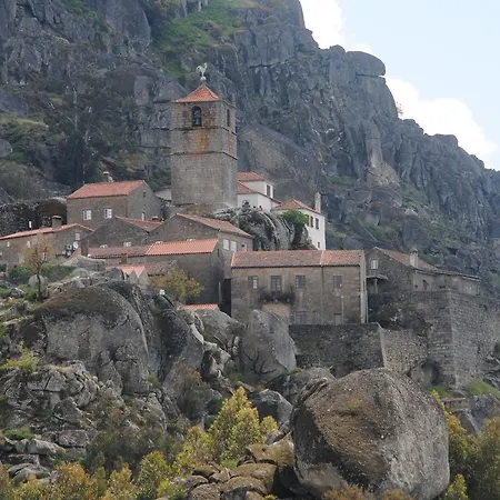 Moradia Familia Escoto Dom wakacyjny Monsanto